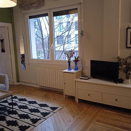 Apartamento Guggenheim Centrico Y Confortable Bilbao Bagian luar foto